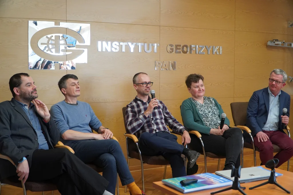 instytut geofizyki PAN osoby na konferencji