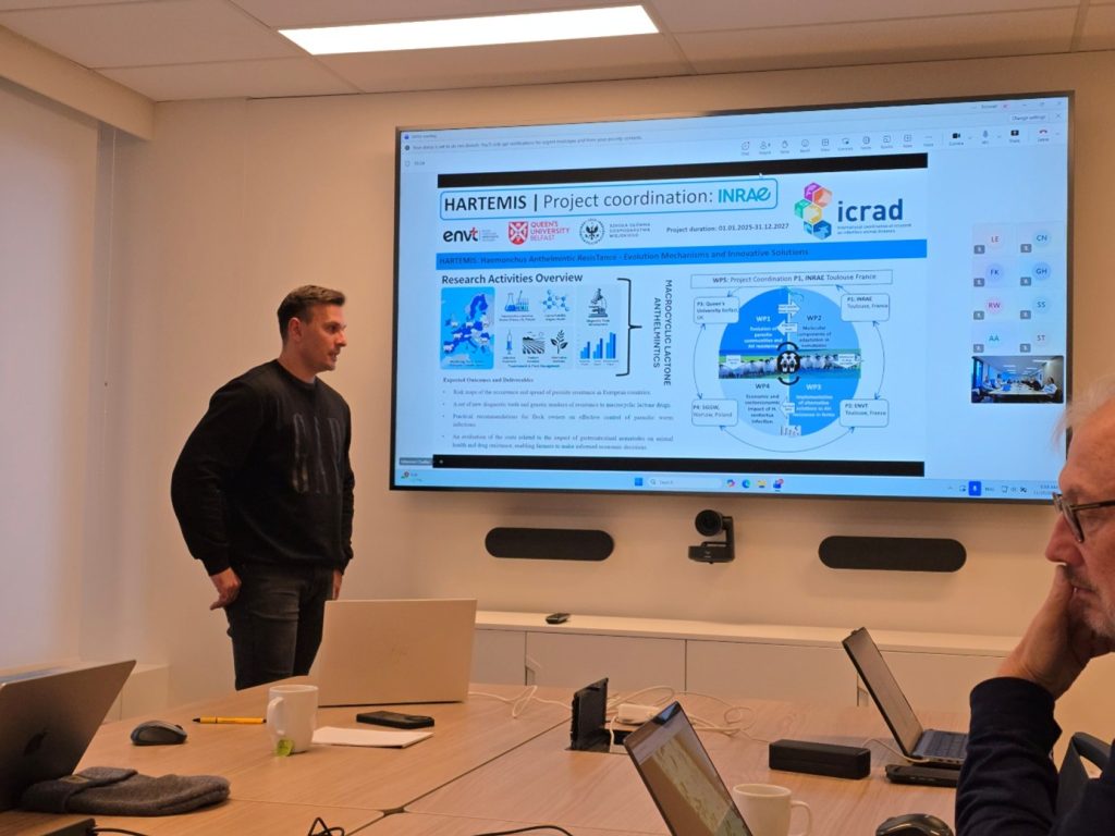 Projekt HARTEMIS zaprezentował dr Marcin Mickiewicz/